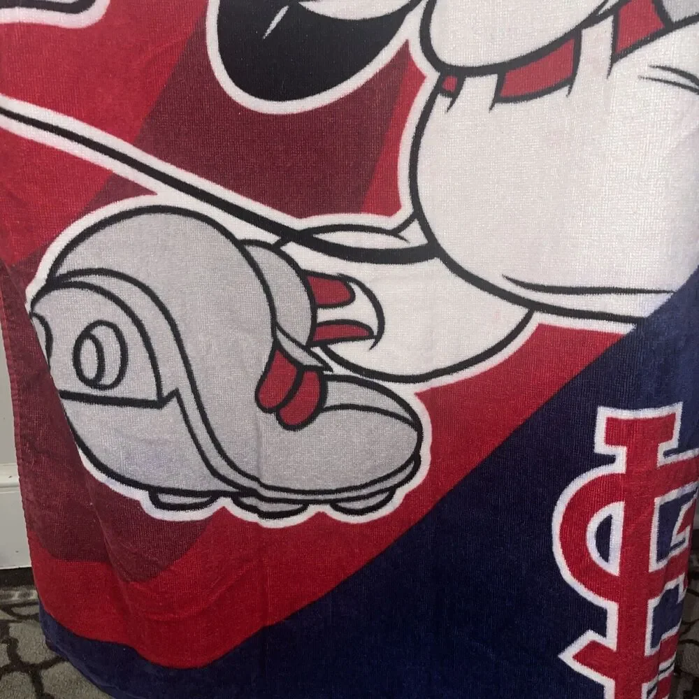 Northwest St. Louis Cardinals MLB Mickey Mouse Wind Up Beach Towel Mm43